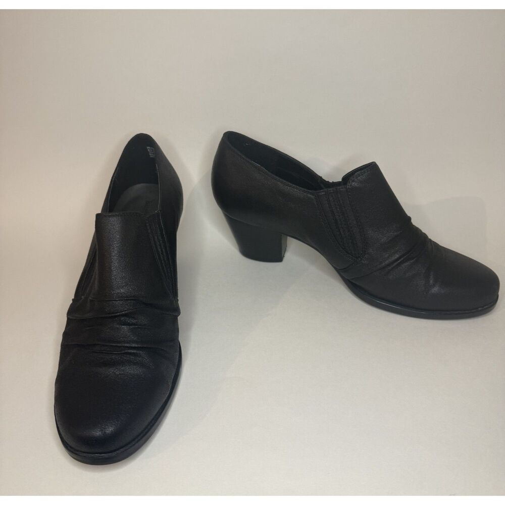 Baretraps Boots Women’s 10M Black Reagan Ankle Slip On Faux Leather Booties